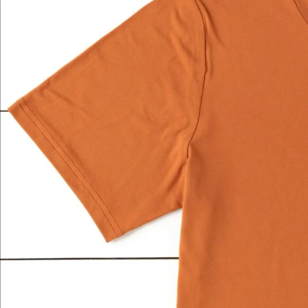 Plus Size Halloween Graphic Top 🎃 - Picture 2 of 4
